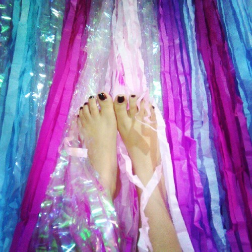 ifeetfetish:  #feet #toes #footfetish #love #beautifulfeet #cutefeet #footfetishnation #foot #cute #barefeet #cutetoes #selfie #shoes #barefoot #nails #soles #prettyfeet #sexyfeet #instagood #sexytoes #teamprettyfeet #pedi #footmodel #feetfetish #pedicure