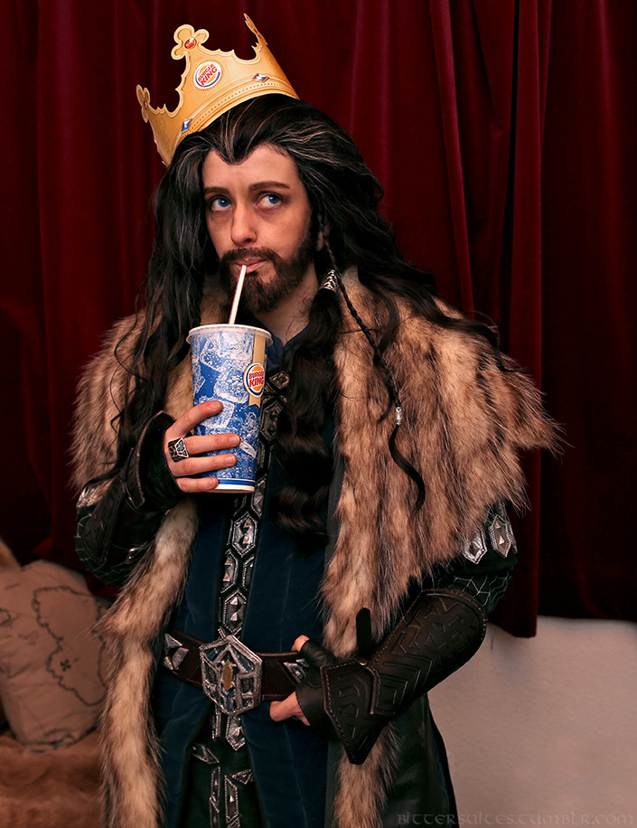 a-very-important-dwarf:  a-very-important-dwarf:  So I picked up this paper crown