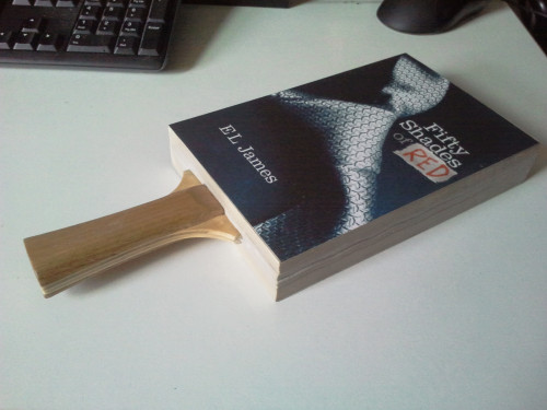 unagatitaoscura:  Finally, a good use for that book …. 