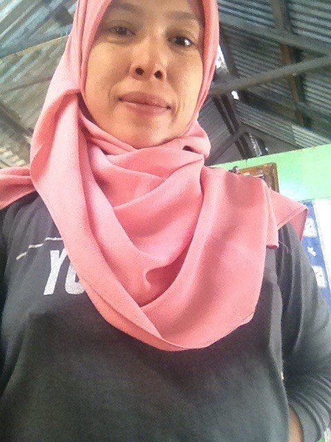 hangkulop: sendayu: penjilatkelentit8: Kakak ipar boss aku ni tak kurang hebatnya bab melucah.. Suka