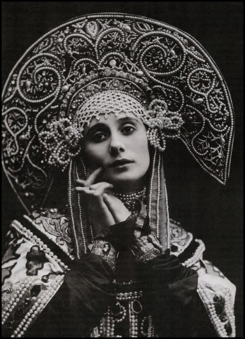 &lsquo;Anna Pavlova in Russian costume&rsquo;, 1911Source