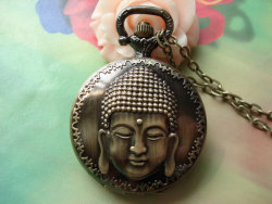 droptheworldbabe:Medium Antique Bronze Vintage