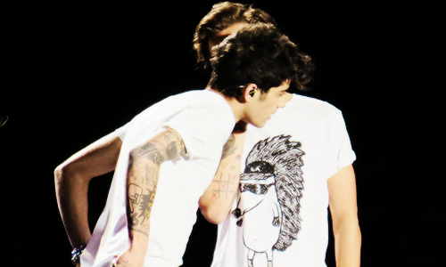 itszaynmallik-blog:  Sao Paulo, Brazil - 11/5 