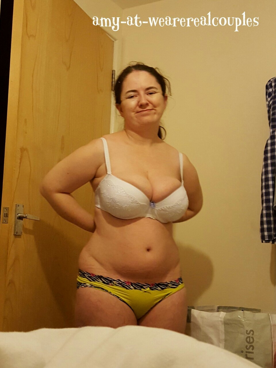 amy-at-wearerealcouples:  one of them with and without kinda thingyme wotsit posts