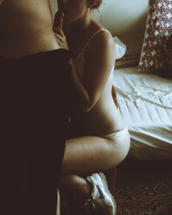 tonofjon:  This is the state I’m in when she’s around. By tonofjon.tumblr.com 