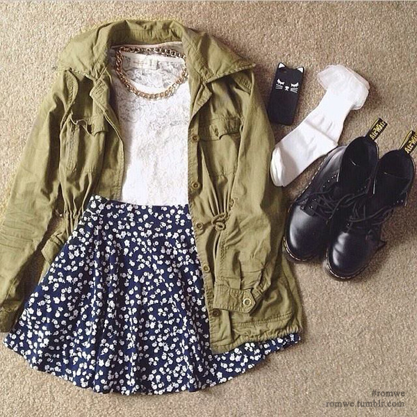 romwe:  Floral Lace White Blouse 
