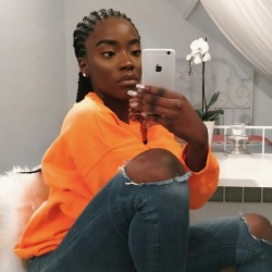 Blackgrlsaremagic:@Chloekitembo