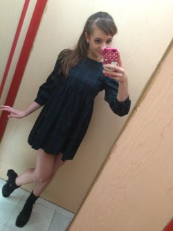 Daddyslonely:  Doelita:  I Found The Cutest Dress In The Children’s Section Of