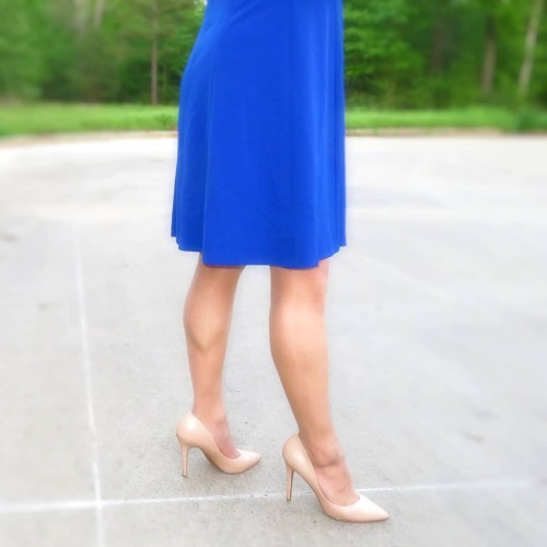 Needed to dress up so I decided to do a photo shoot while I was at it. I wore a Tahari dress, @cecil