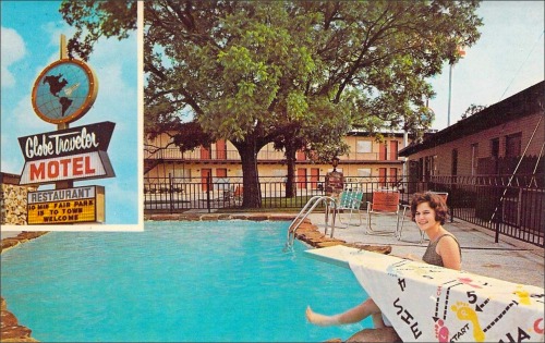Globe Traveler MotelDallas,Texas1950sunlimited@flickr