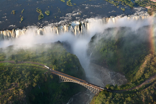 extremelywonderfulplaces:Victoria Falls, Zambia