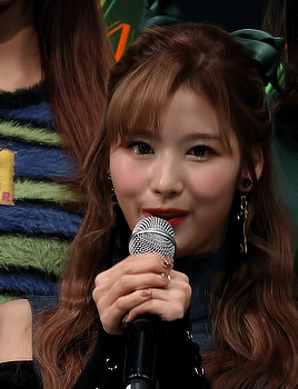 ayoshidae:  daily reminder: there’s an angel among us 💫