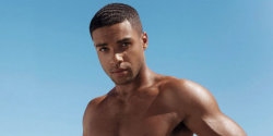 itscelebrixxxtiez:  Lucien Laviscount  See