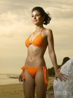 beautiful-celebs-24:EMMANUELLE CHRIQUI