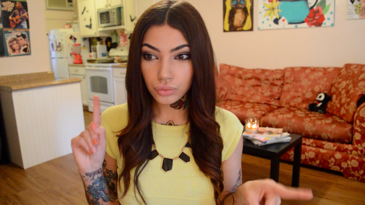 jewelsharee:  Stills from filming my candy corn nail art tutorial today haha! I don’t