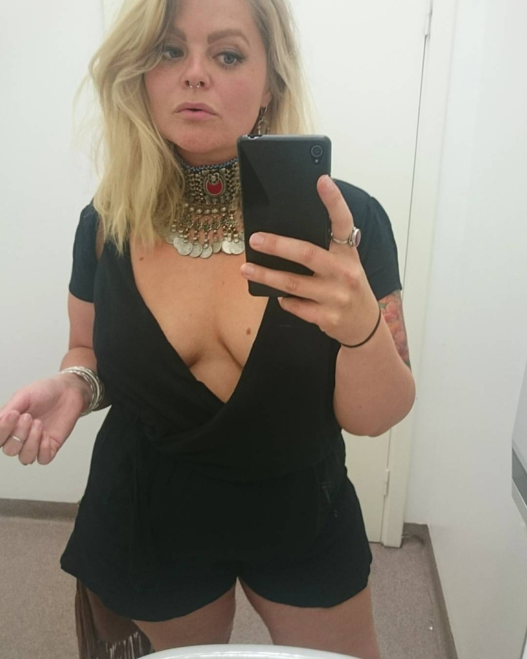 tallulah-moon:  Playsuits are life 💪🙌🐣