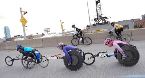 twentythreedaystosummer: nyc marathon wheelers 11/2014 nyrr