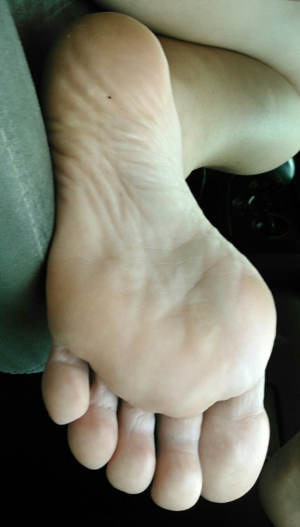 Porn toered:  My wife  Rate these feet photos
