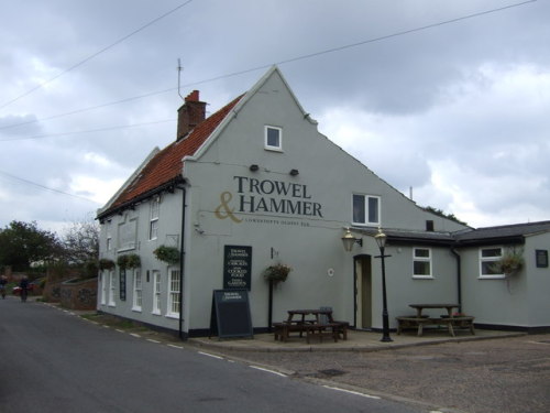 Trowel &amp; Hammer, Pakefield