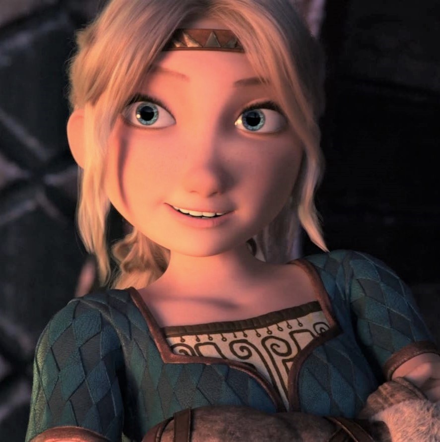 Astrid Hofferson From Childhood To Adulthood Click HERE For Hiccup s utopianist-chocolate-sweet-pretty