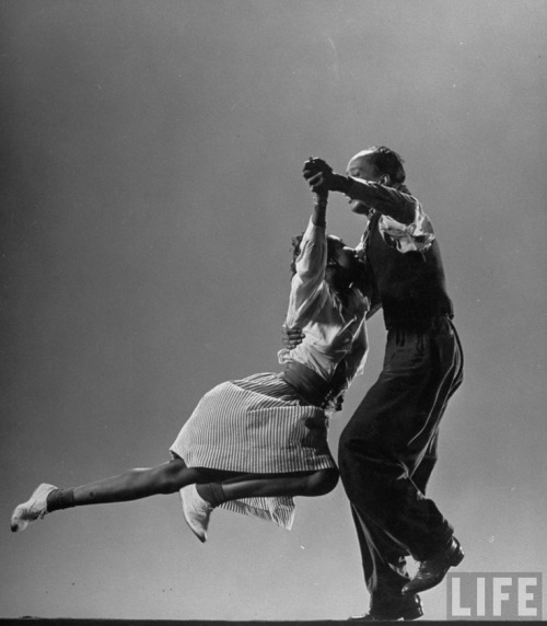 blackhistoryalbum:DOING THE LINDY —- Leon James and Willa Mae Ricker demonstrate the Lindy Hop, 1942