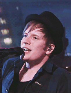trauntwave:Fall Out Boy Performs “Immortals” on Jimmy Kimmel Live