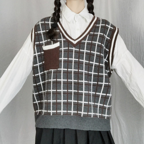 Plaid V-neck Vest Sweater I Dream castle Use a discount code “hayari” for