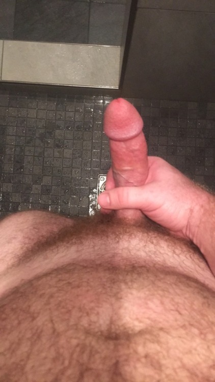 gingercubinalabama:Can’t help it. Locker rooms turn me on.