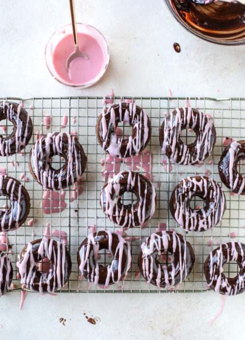 justinejoli: sweetoothgirl: baked chocolate fudge doughnuts Yummy