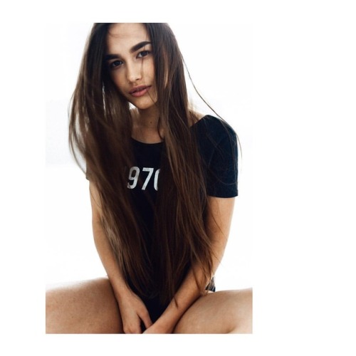 https://amazinggirlsphotos.tumblr.com/post/159190424824