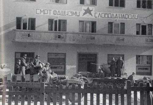 Germans in Tuzla, 1944&ldquo;Death to facism, freedom to the people&rdquo;