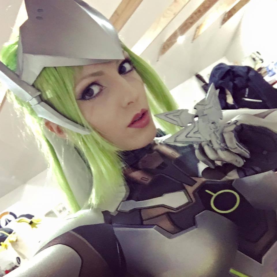 overbutts:  Genji Cosplay 