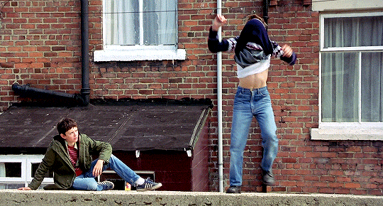 henricavyll:Just because I like ballet doesn’t mean I’m a poof, you know.Billy Elliot (2000) dir. St