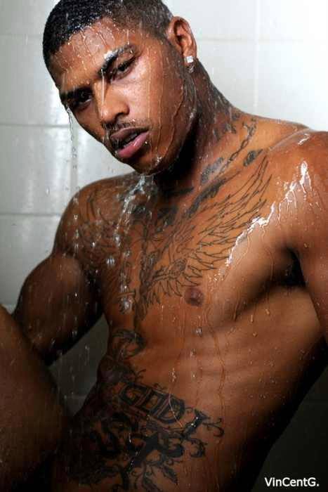 hartindy123:  So so sexy !! All wet and glistening!!! 