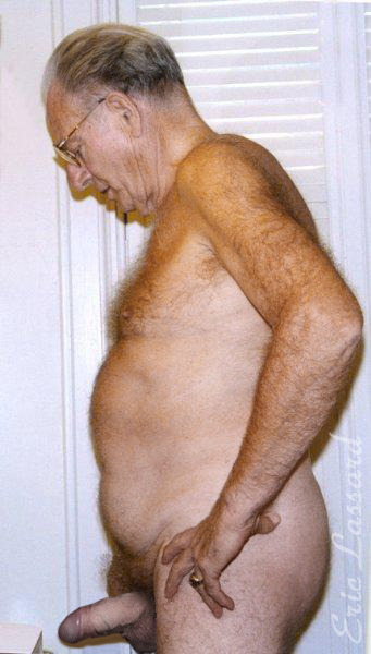 jimbo1-love:  Nice cock 
