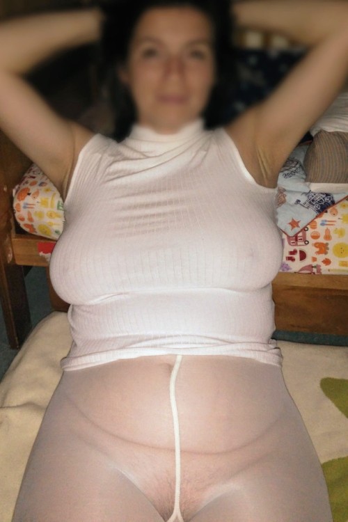 pantyhose-fun: white pantyhose Just fucking delightful