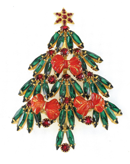 Christmas tree brooch, 1960s. For Pricharé. Kaufbeuren-Neugablonz, Germany. Via Dorotheum.