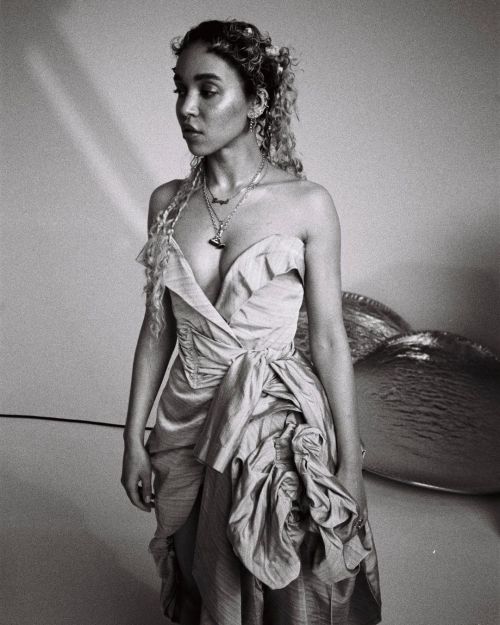 matthew_josephs: “Bts of beauty @fkatwigs wearing Andreas Kronthaler for Vivienne Westwood @vivienne