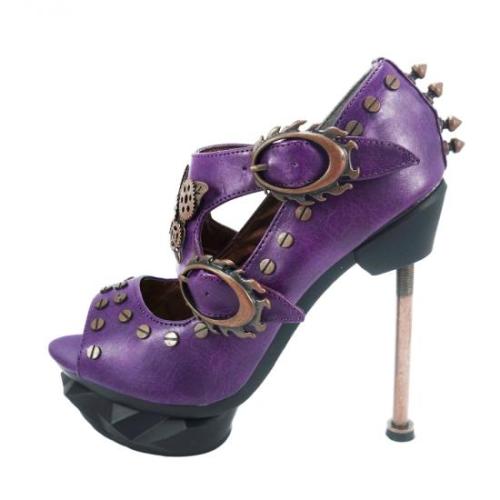 steampunk-and-junk:Hades Footwear - SKYCAPTAIN