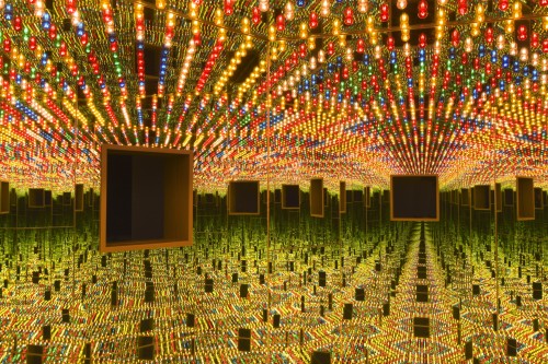 nobrashfestivity:Yayoi Kusama, Infinity Mirrored