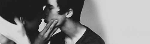fallingslowlyinlove:  -