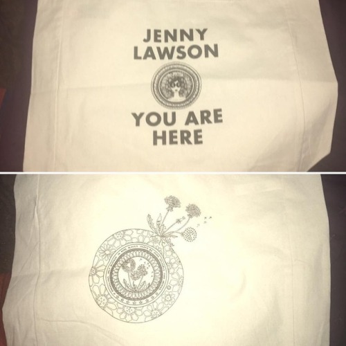 Here&rsquo;s the front and back! @thebloggess #youarehere #Iwonsomething #soexcited #favoriteaut