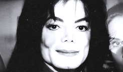 vallieegirl67:  whosfuckingbad:  stayonfloor:  stasyocean:  Evolution of Michael Jackson  OMG I WILL
