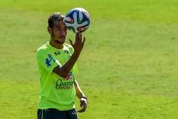 fzneymar:  27/06/2014 Training session in Belo Horizonte  Photo by Getty Images