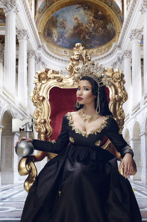 fuckisonyabiscuit:  Nicki Minaj will be hosting and performing at the 2014 MTV EMA’s on November 9th. 