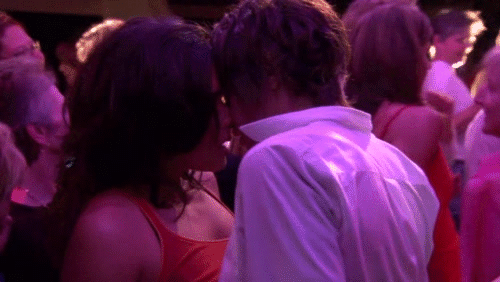 miakirshners:  Sharmen almost kiss on Lez Boat - request by noonerealy 
