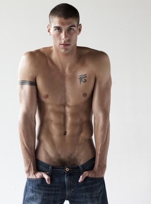 islander1107:  Justin Sampson