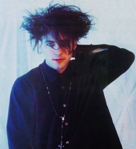 black-market-musick:Robert Smith, 1984. 