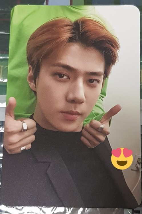 [Fotos] 181214 SeHun - Photocards @ EXO ‘Love Shot’ 5to Álbum Repackage.Cr: 이름없어바보야Subid