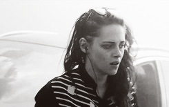 ohstewarts:  Kristen Stewart in ‘Sils Maria’ trailer. (x) 